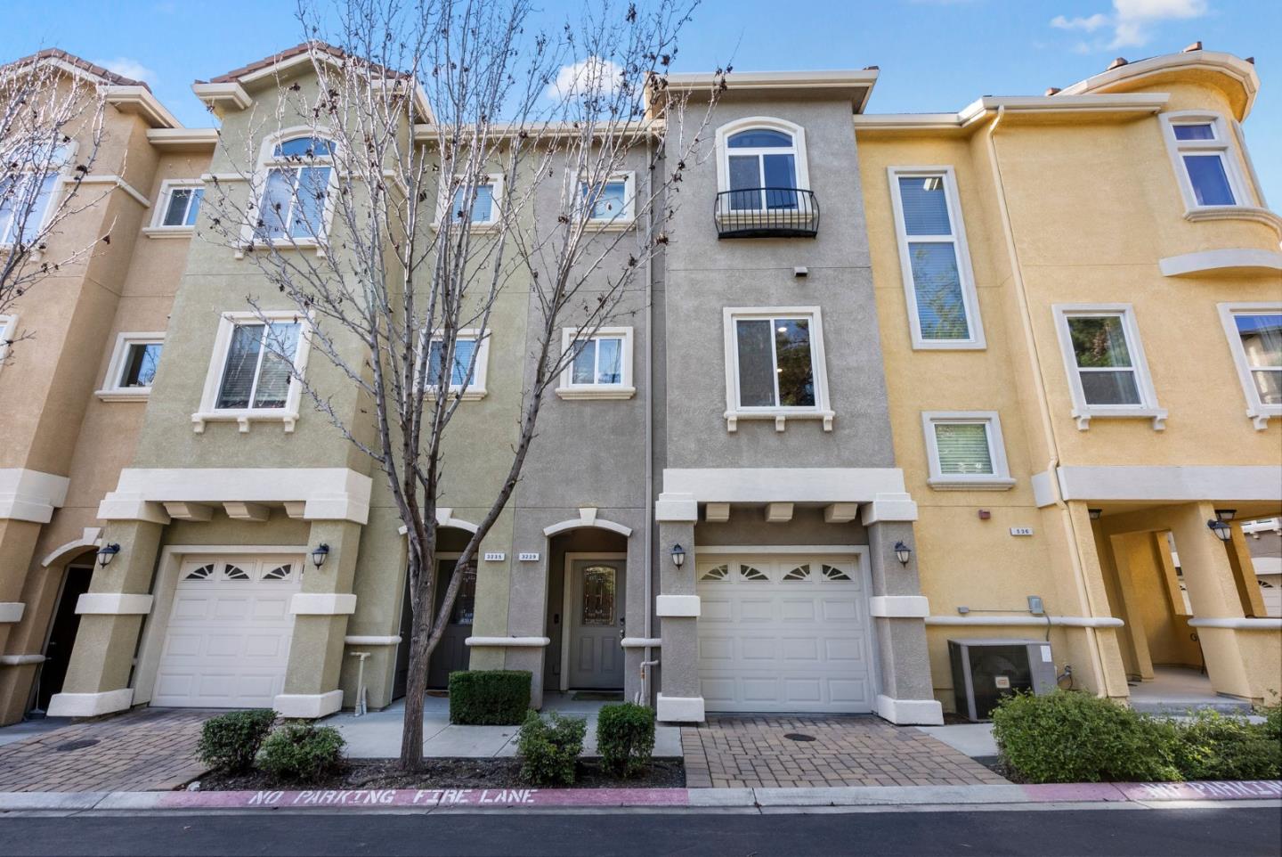 3239 Amidy Garden WAY