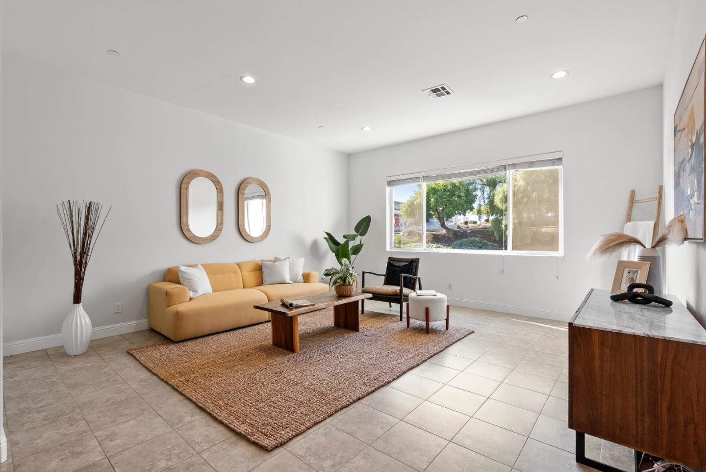 3239 Amidy Garden WAY