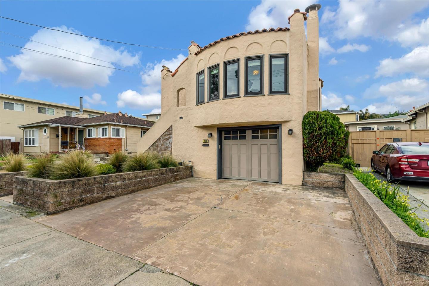 120 San Antonio Avenue