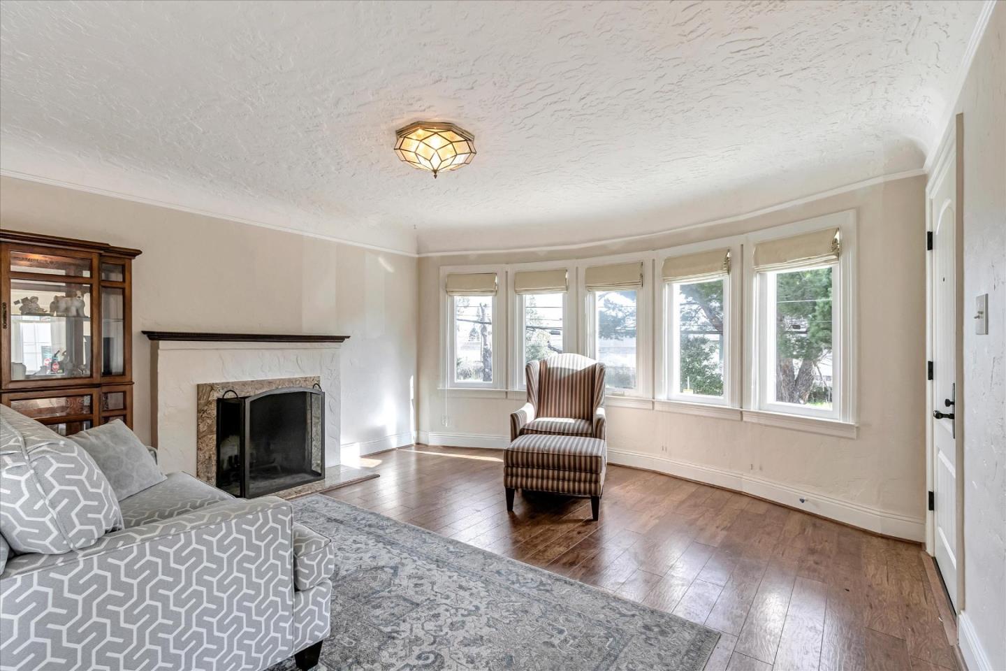 120 San Antonio Avenue