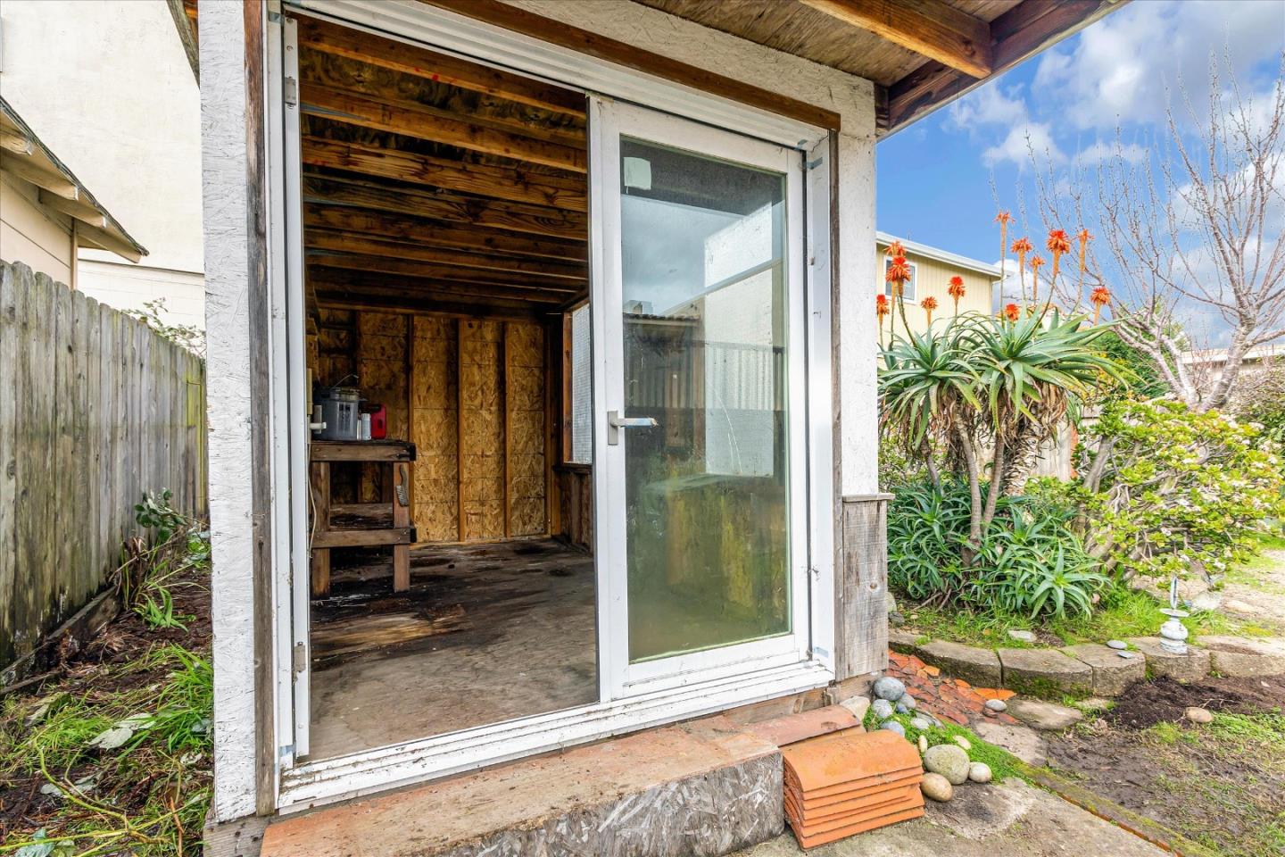 120 San Antonio Avenue