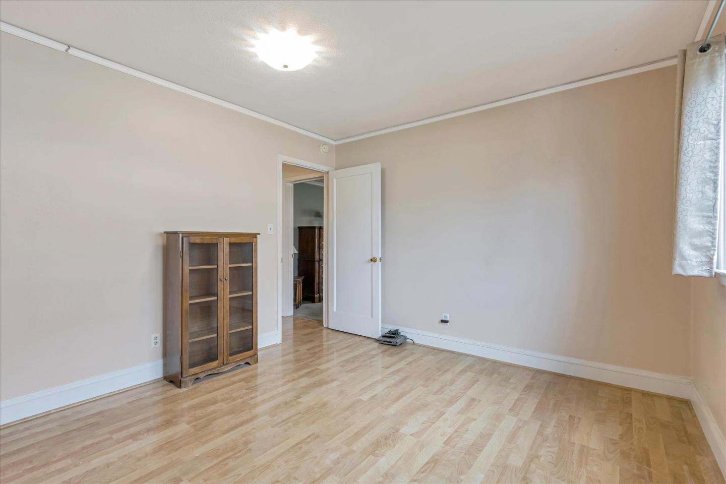 120 San Antonio Avenue