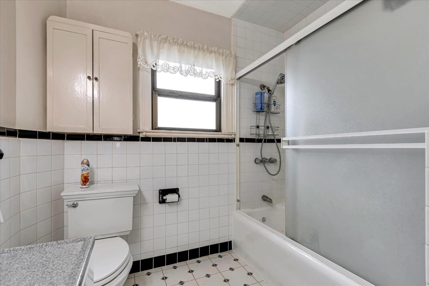 120 San Antonio Avenue