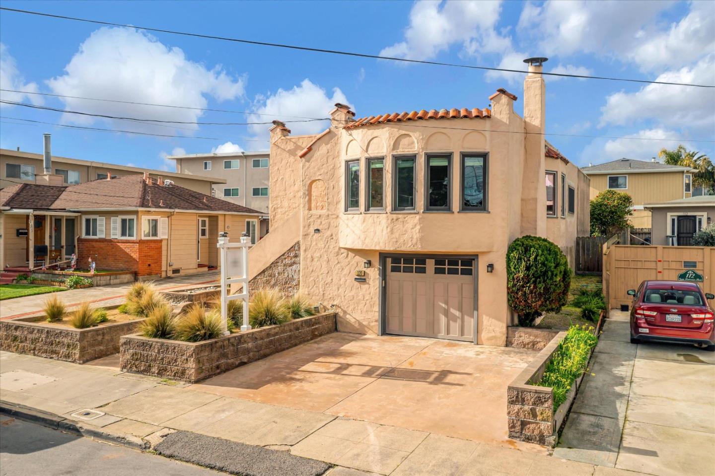 120 San Antonio Avenue