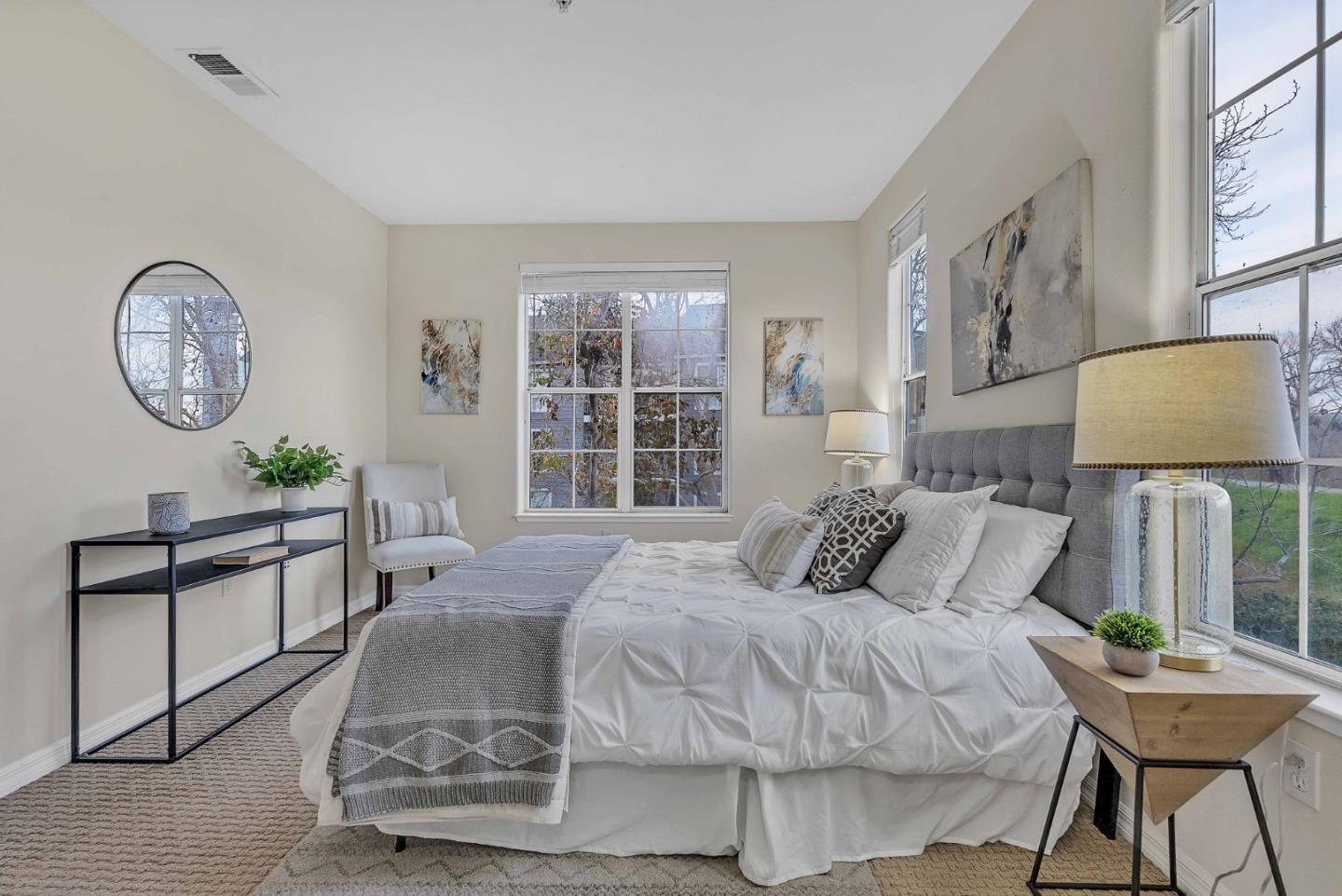 3901 Lick Mill BLVD 208