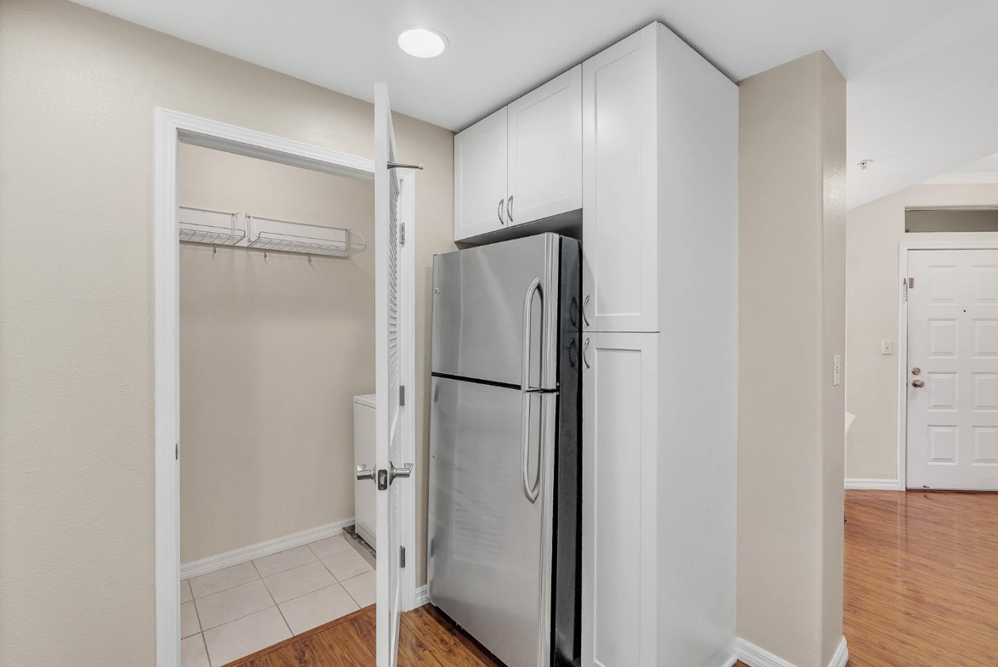 3901 Lick Mill BLVD 208