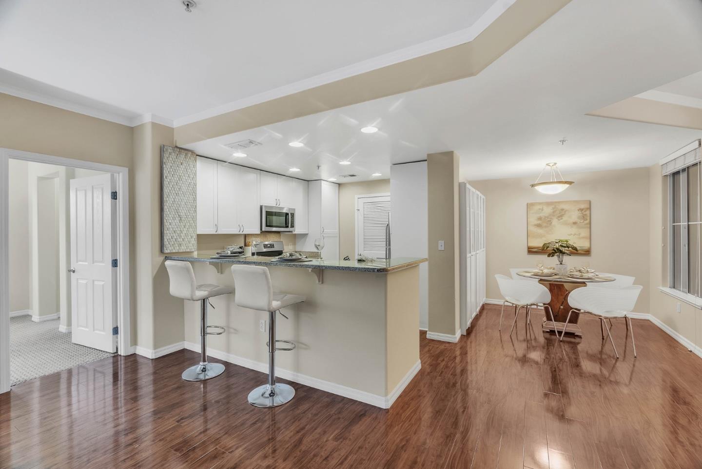 3901 Lick Mill BLVD 208