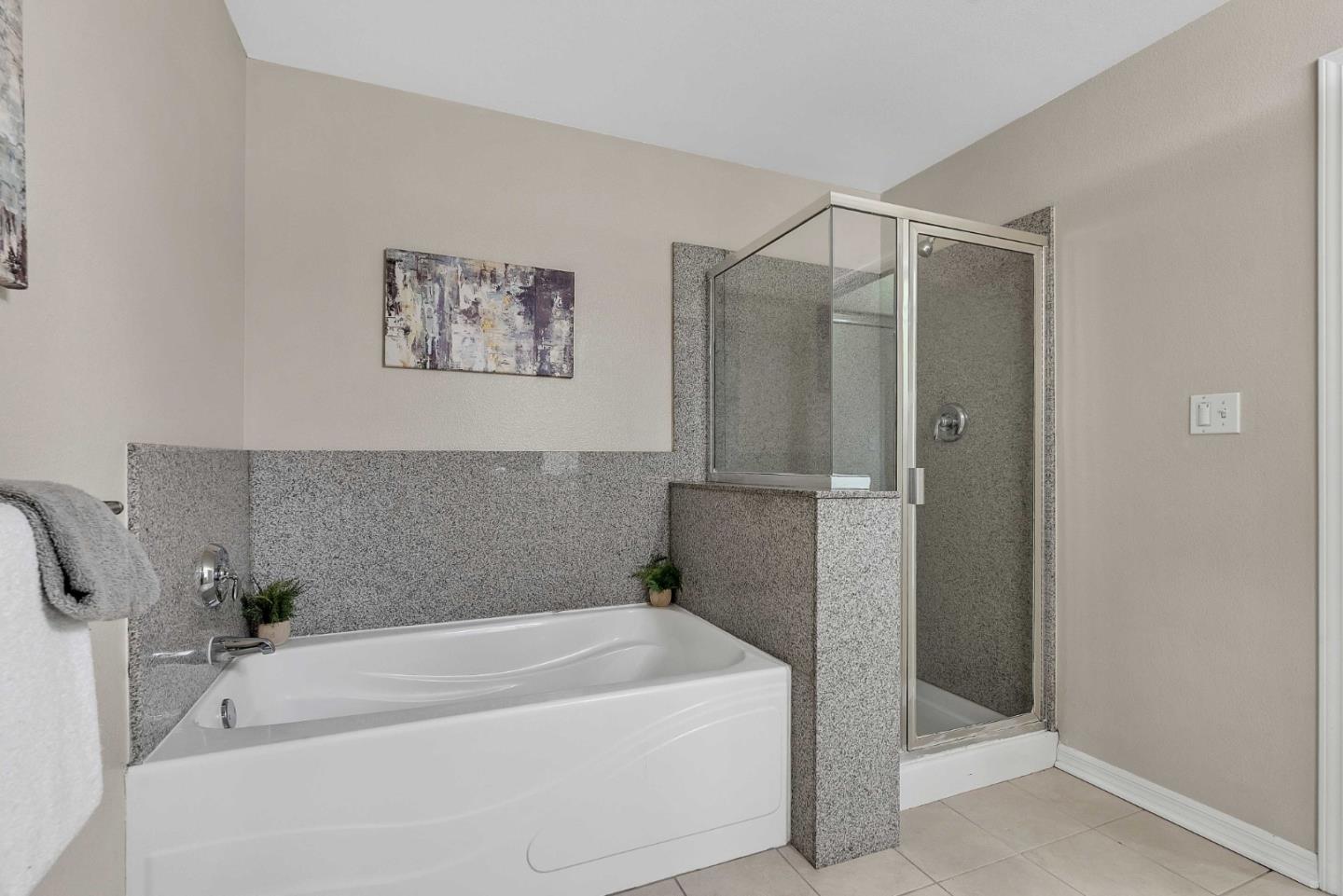 3901 Lick Mill BLVD 208