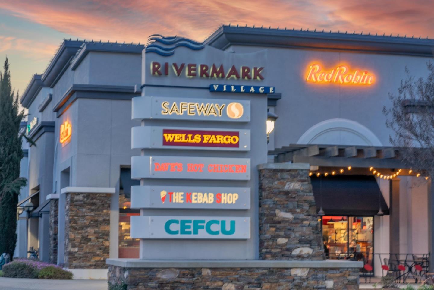 3901 Lick Mill BLVD 208