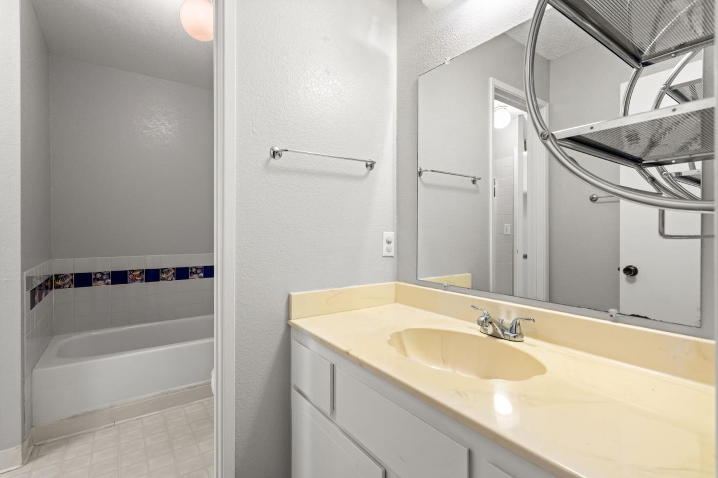 5030 Valley Crest DR 92