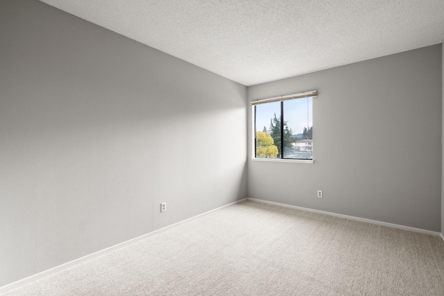 5030 Valley Crest DR 92