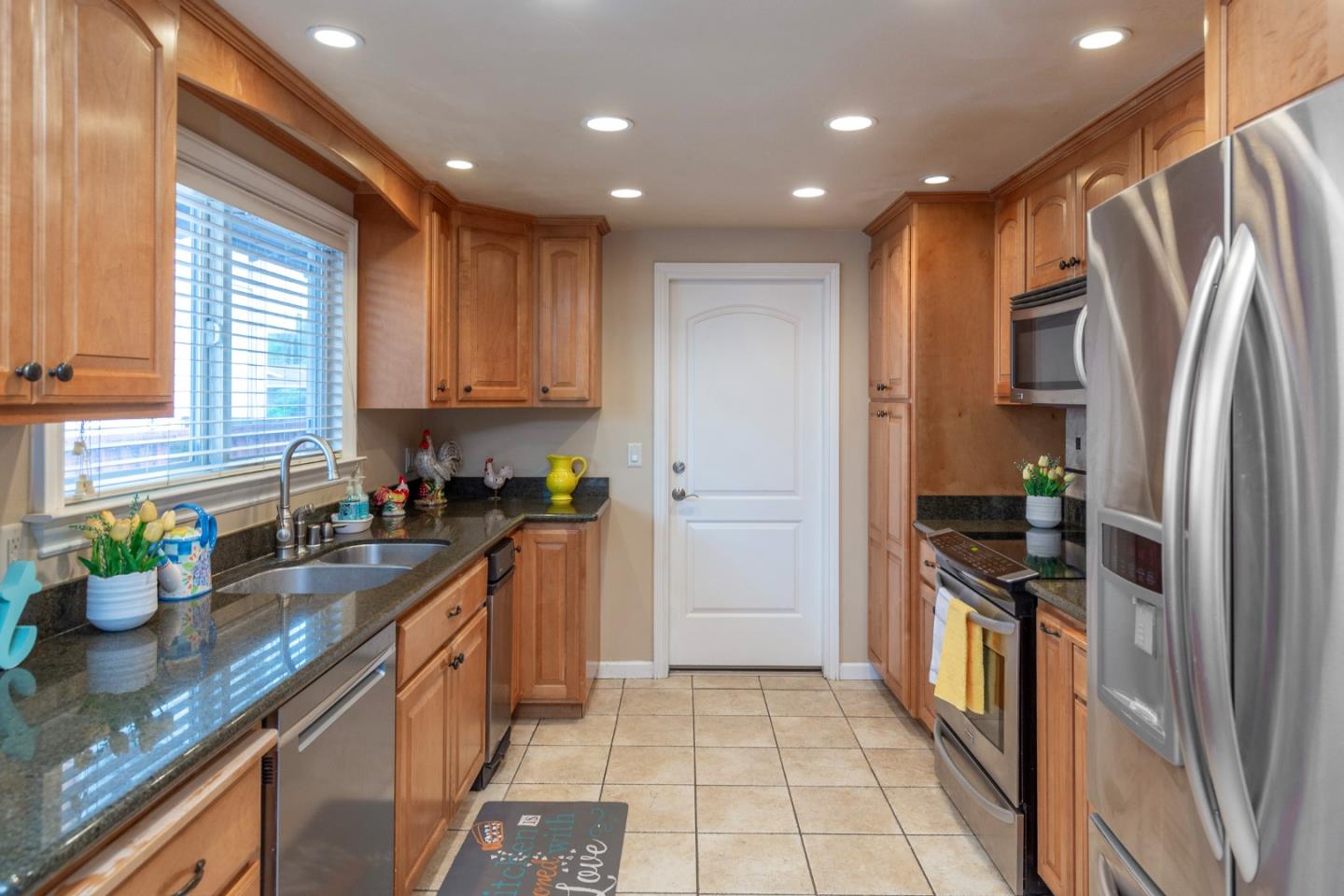 6051 Santa Ysabel WAY