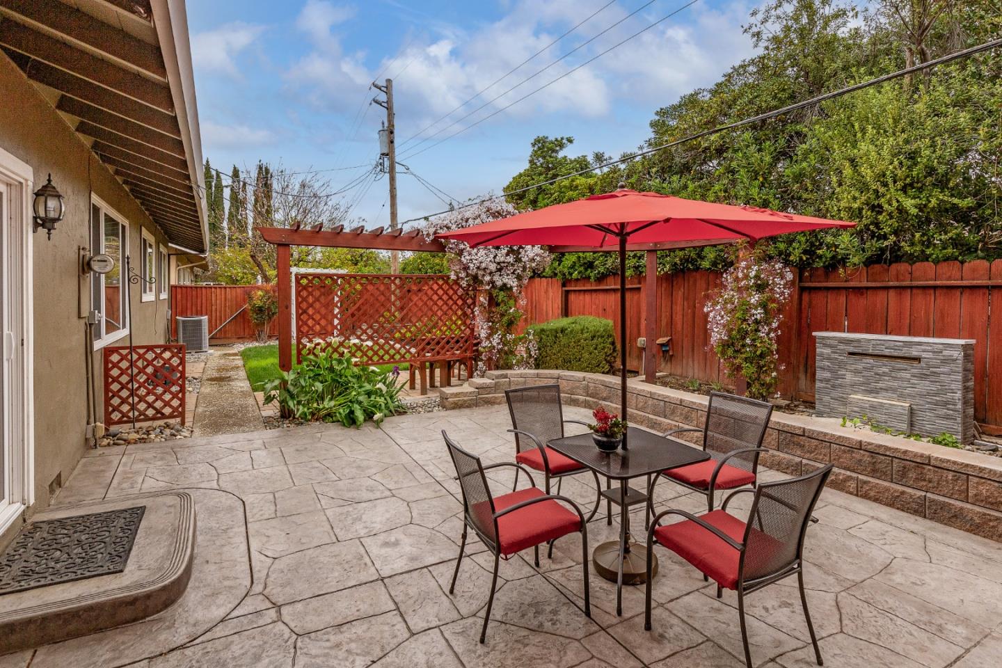 6051 Santa Ysabel WAY