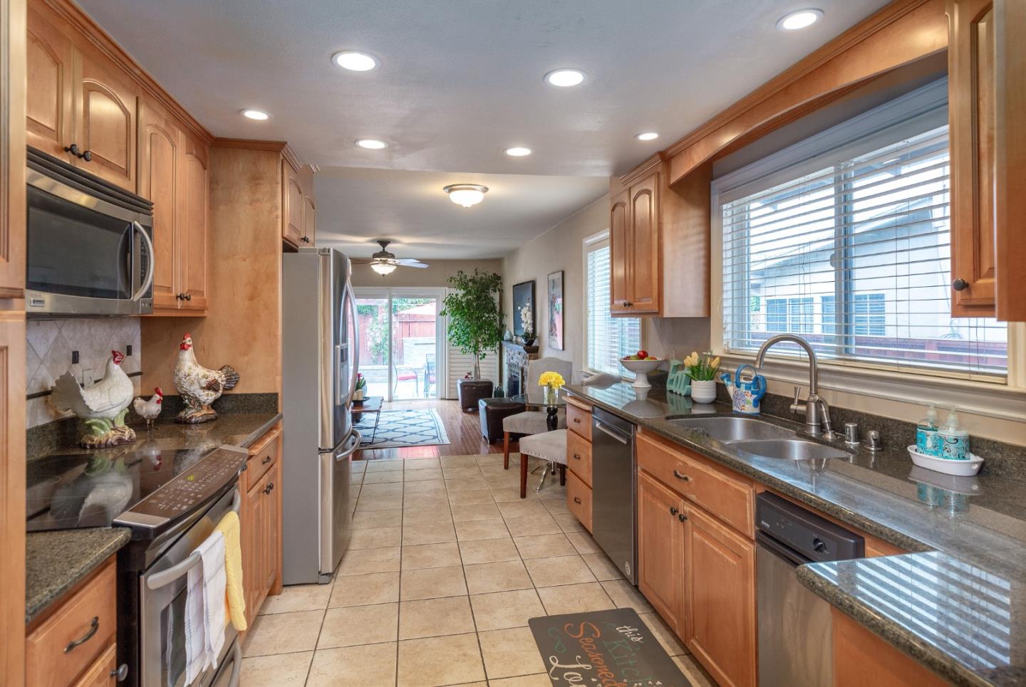 6051 Santa Ysabel WAY