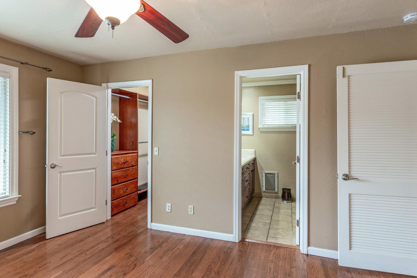 6051 Santa Ysabel WAY