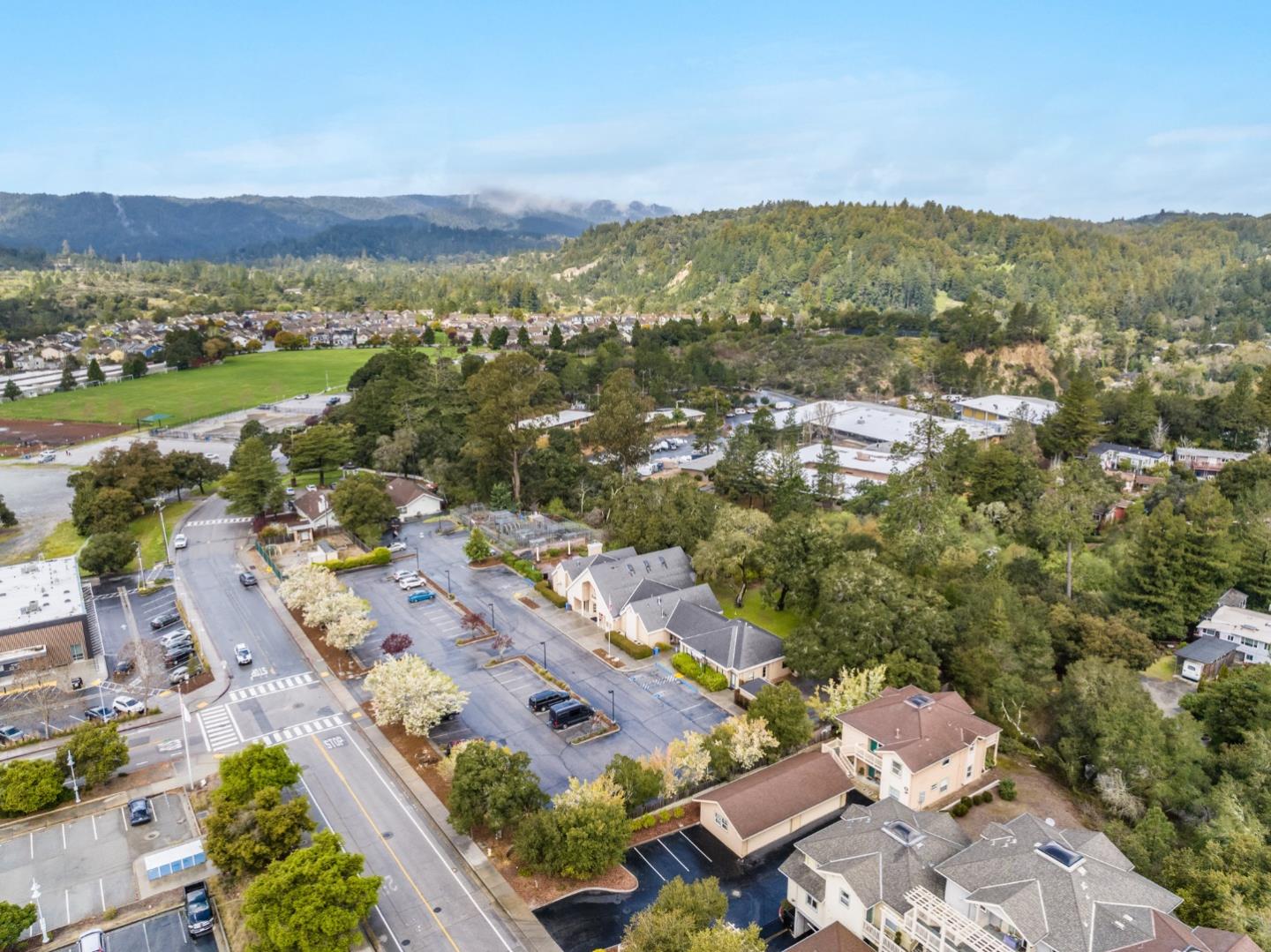 268 Bluebonnet LN 321