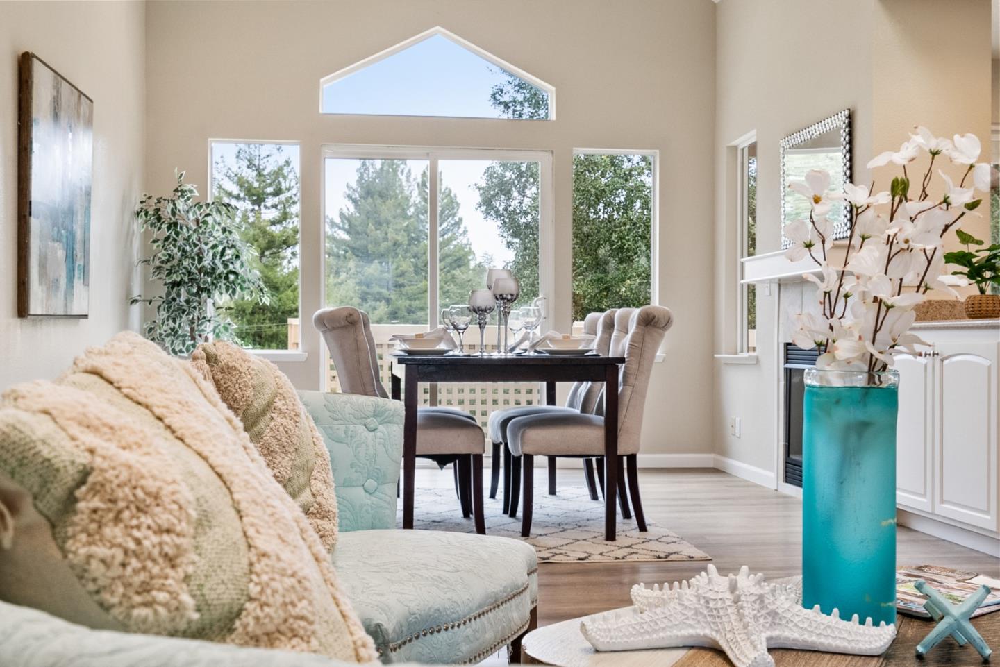 268 Bluebonnet LN 321