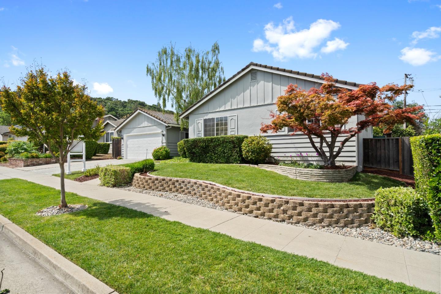 5501 Blossom Acres DR