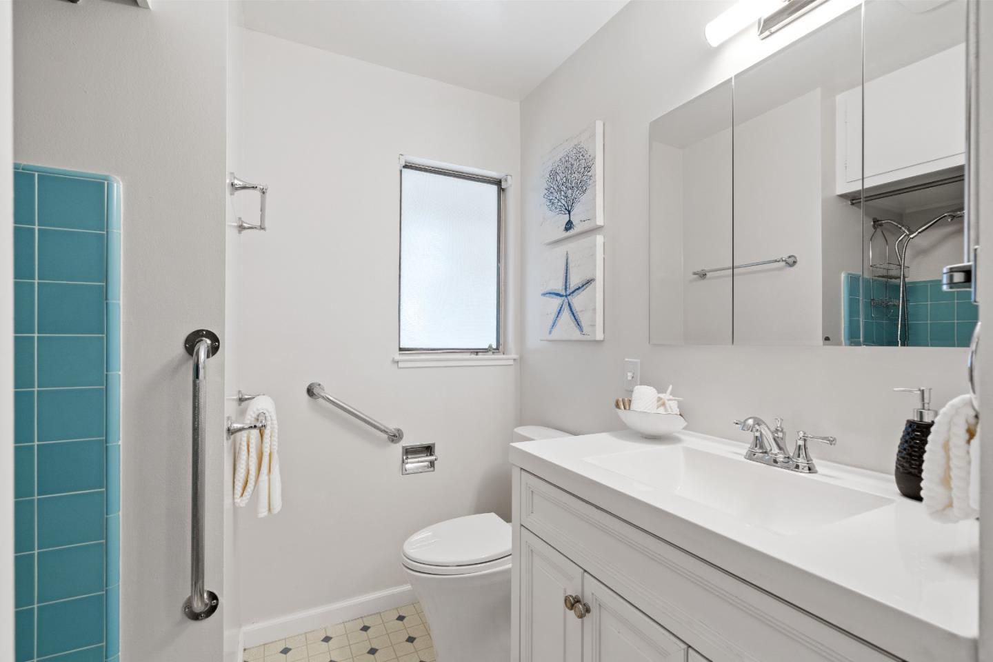 5501 Blossom Acres DR
