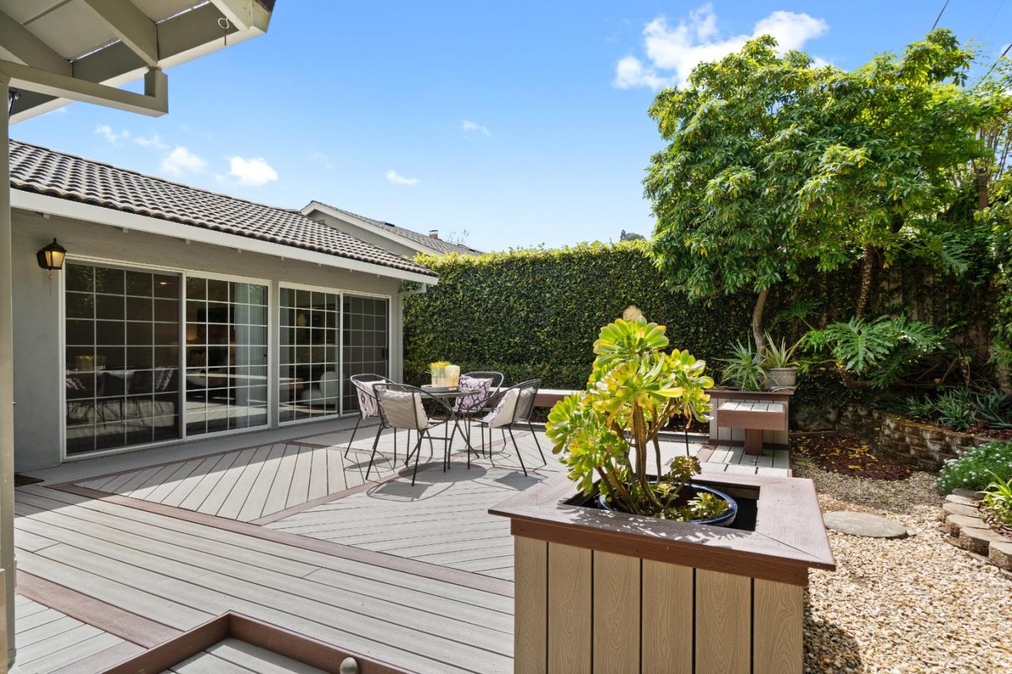 5501 Blossom Acres DR