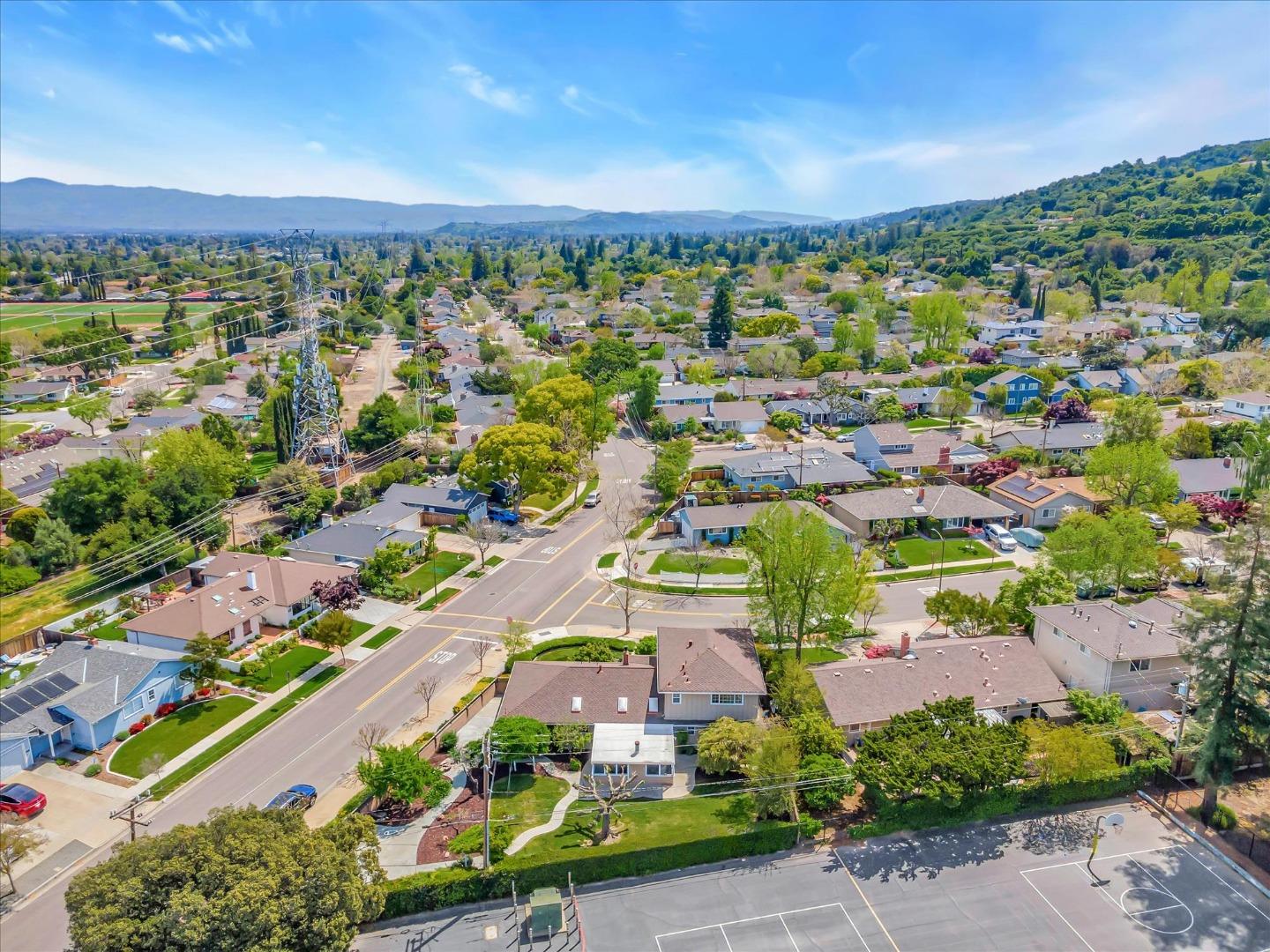 5451 Blossom Wood DR