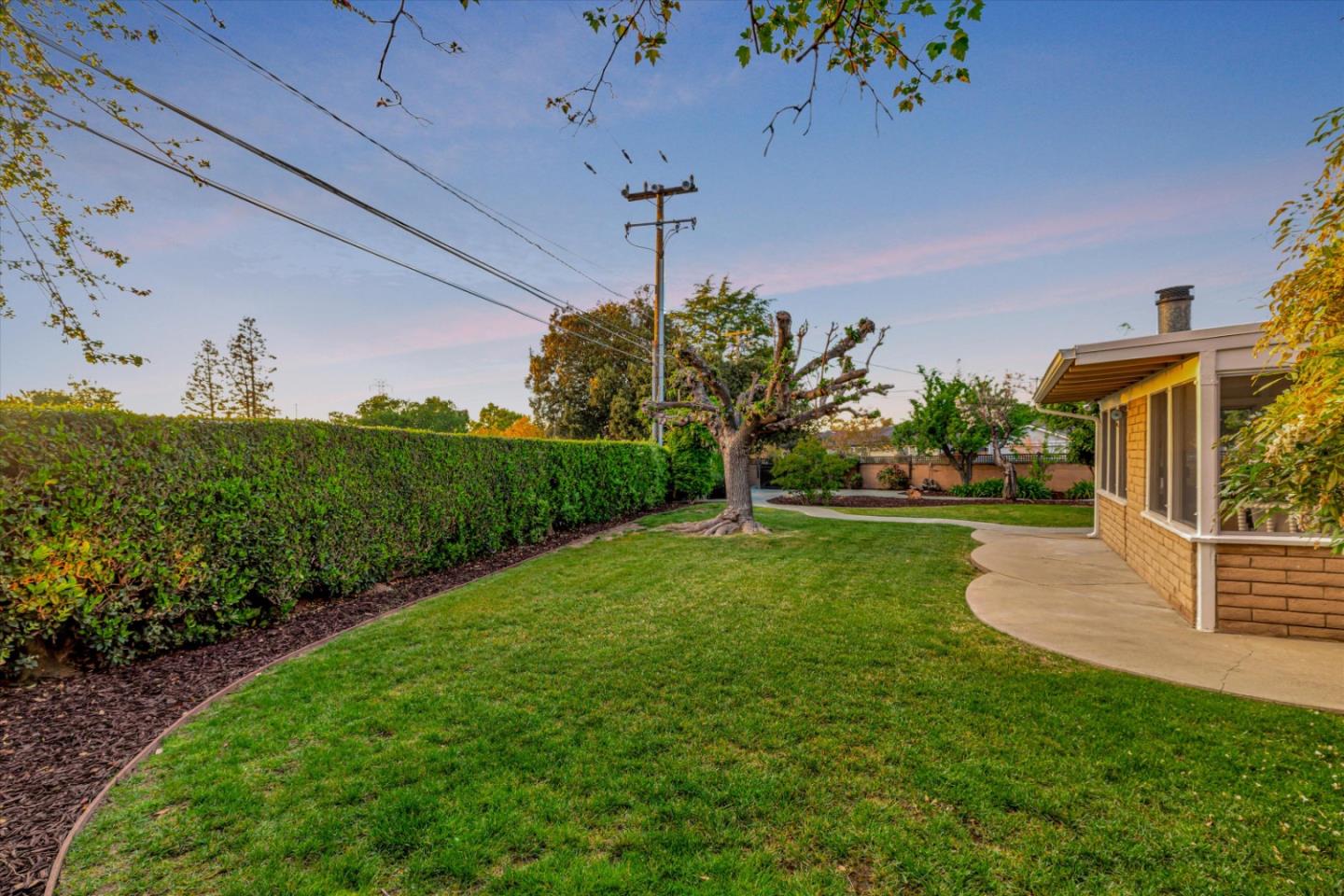 5451 Blossom Wood DR