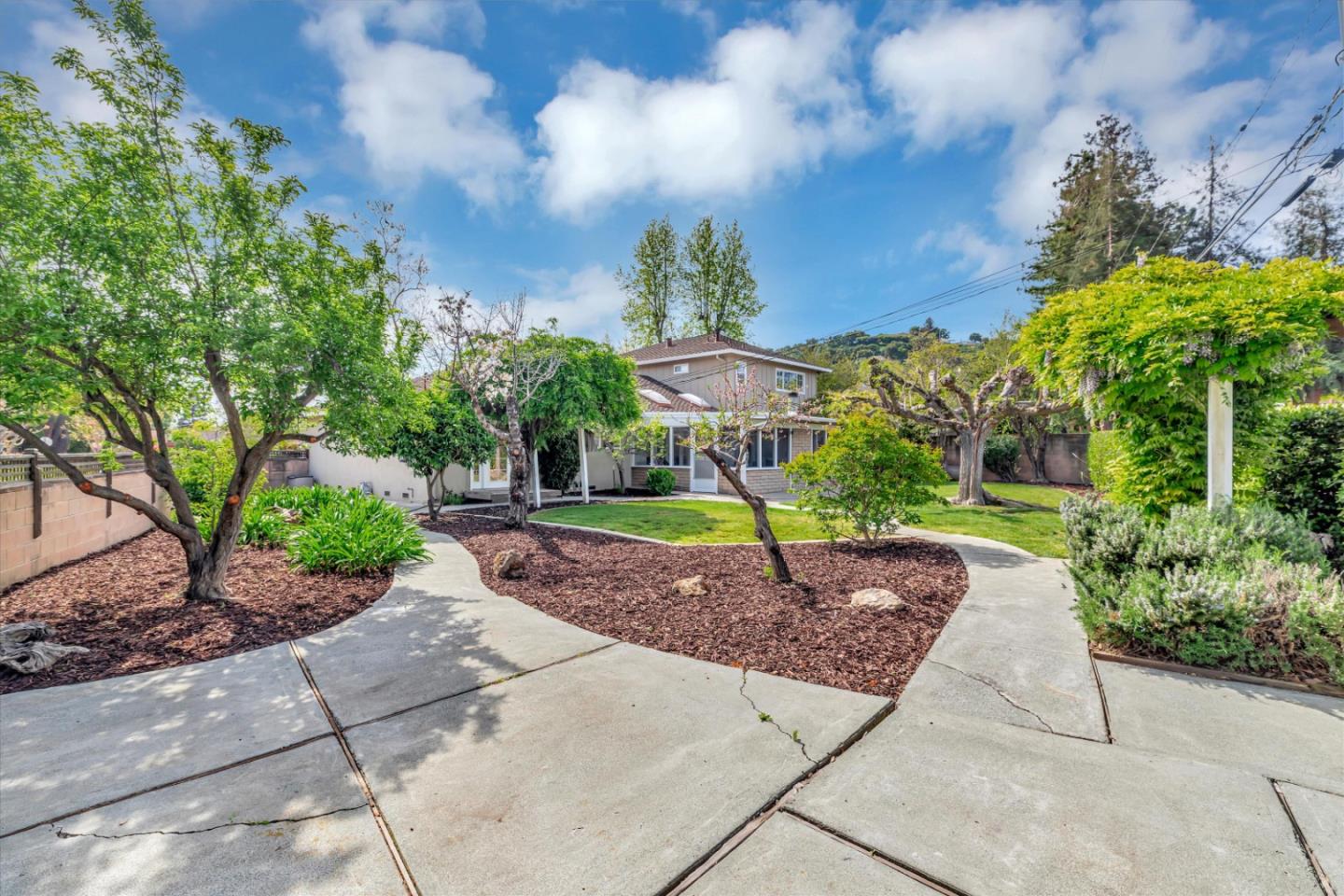 5451 Blossom Wood DR