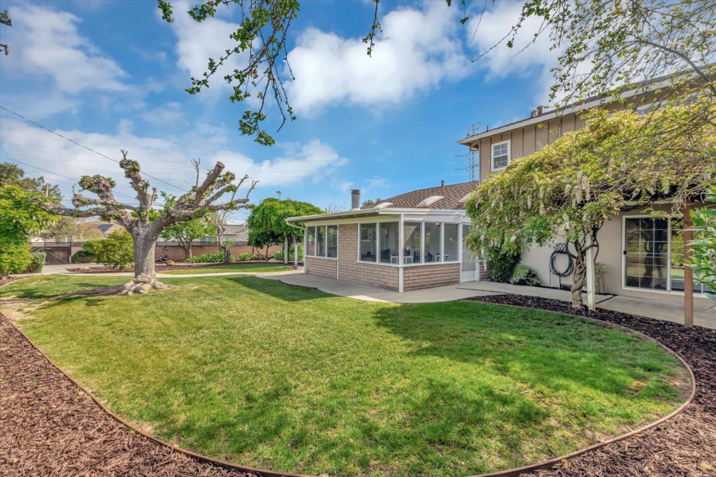 5451 Blossom Wood DR