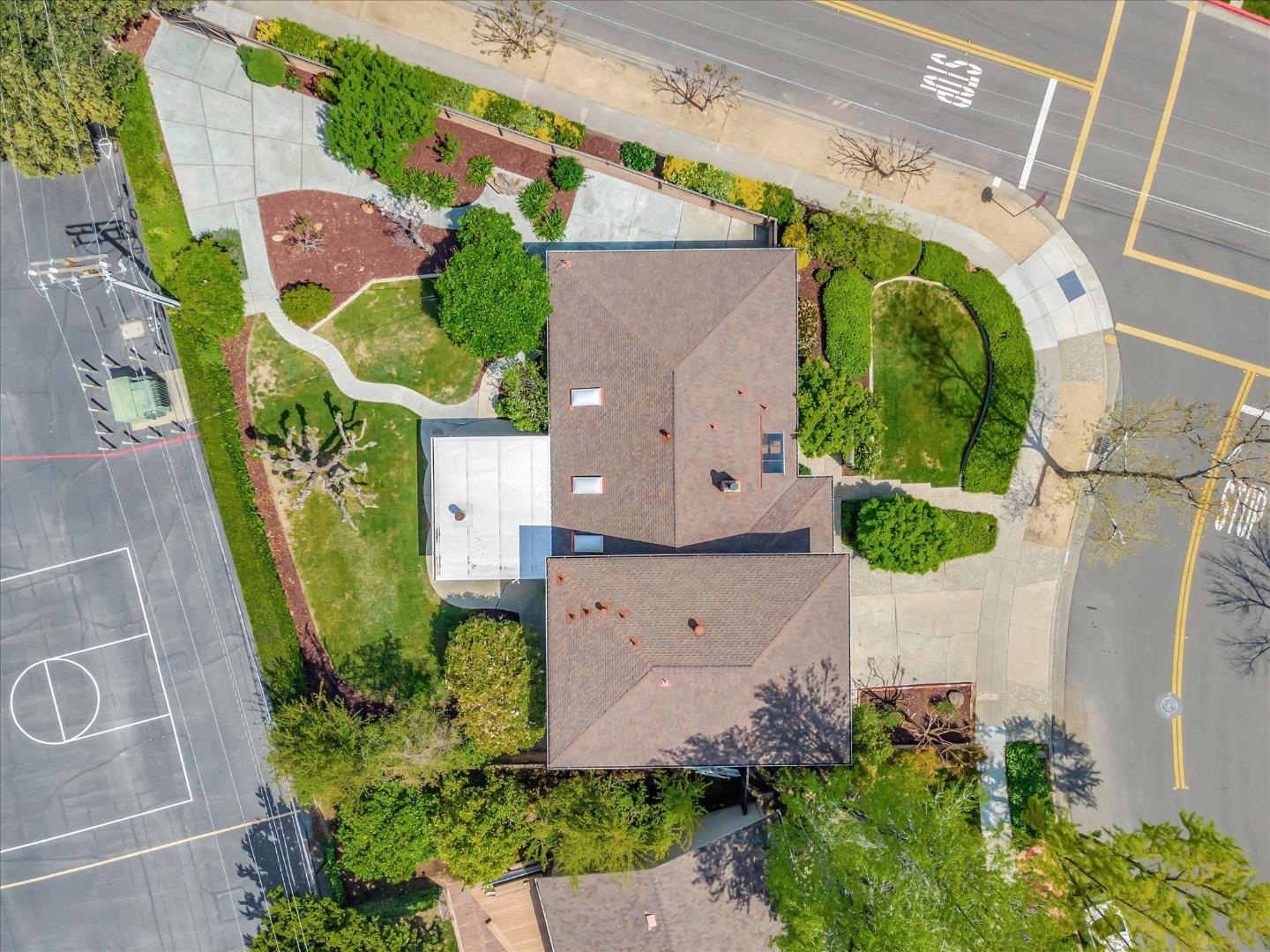 5451 Blossom Wood DR