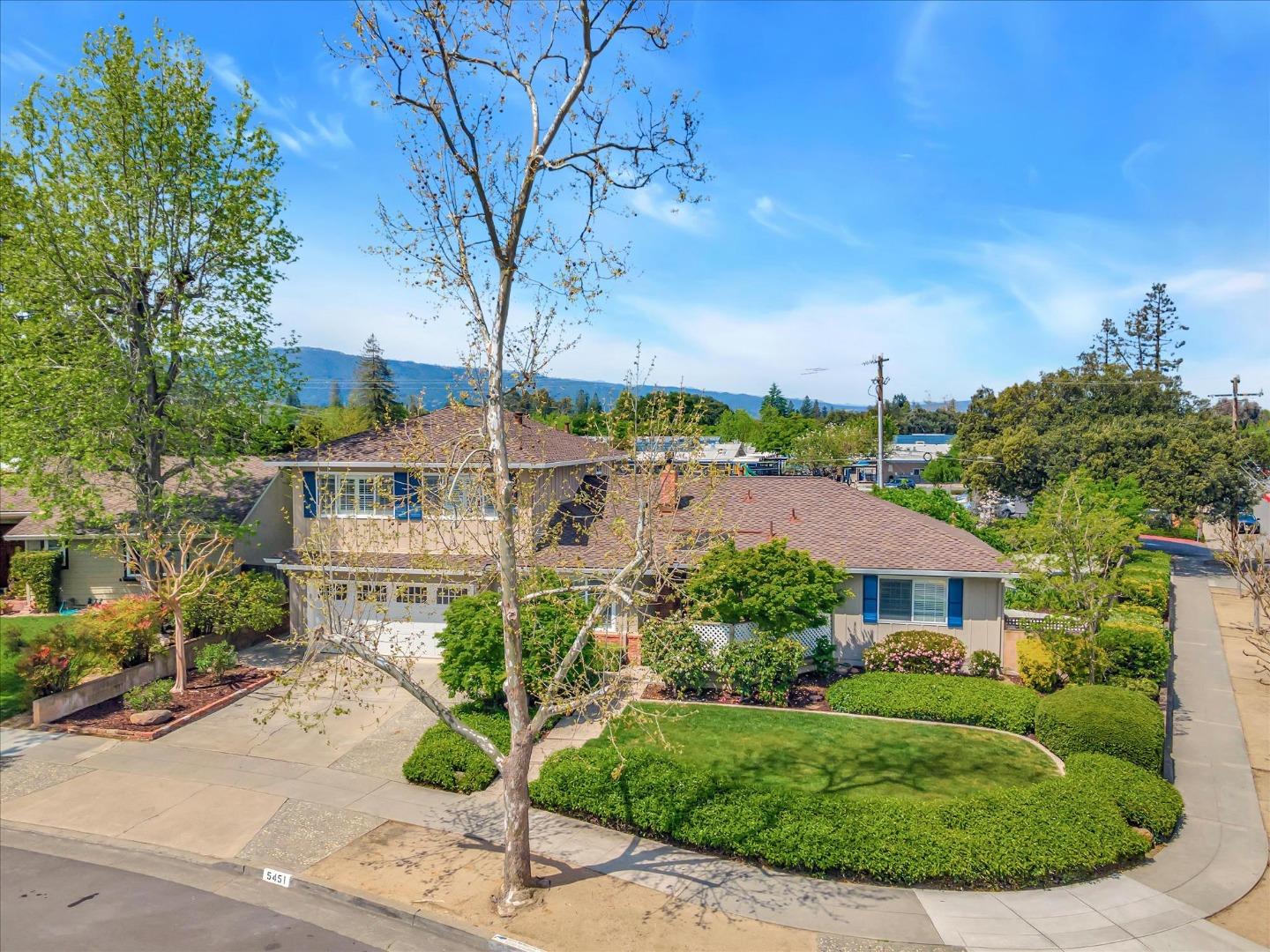 5451 Blossom Wood DR