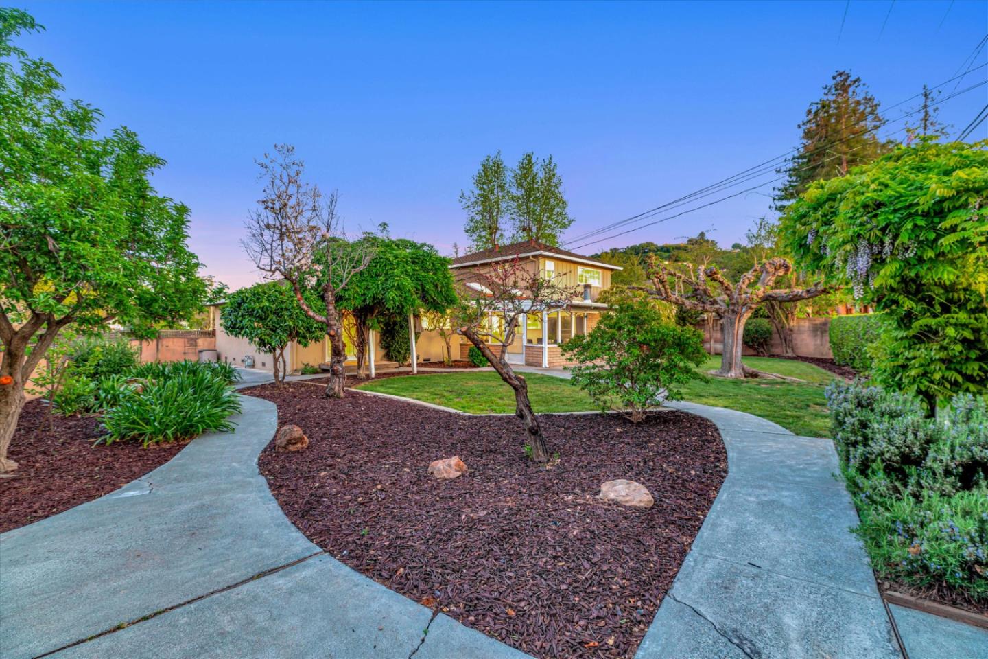 5451 Blossom Wood DR