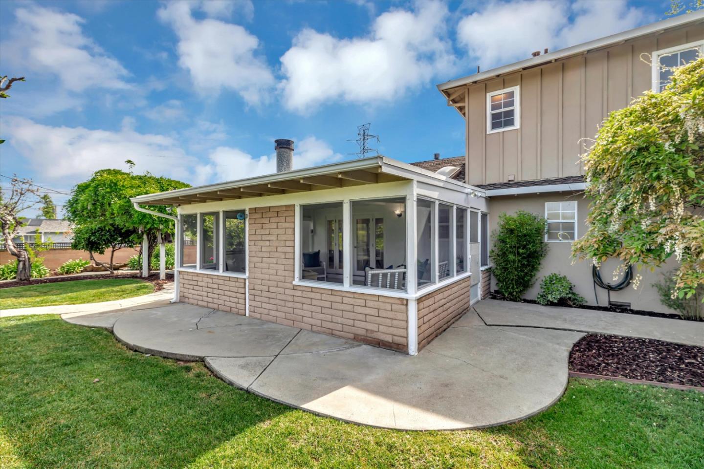 5451 Blossom Wood DR