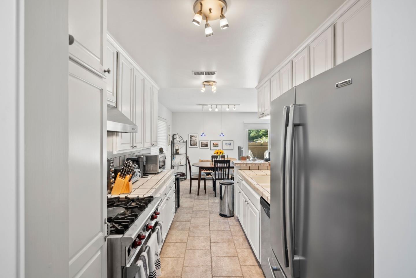 1360 Josselyn Canyon RD 21