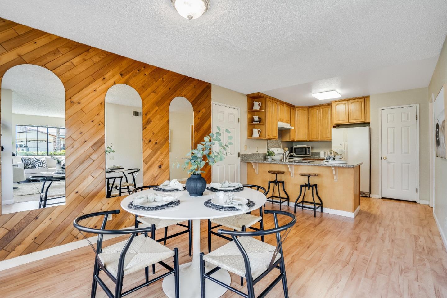 5454 Colony Green DR