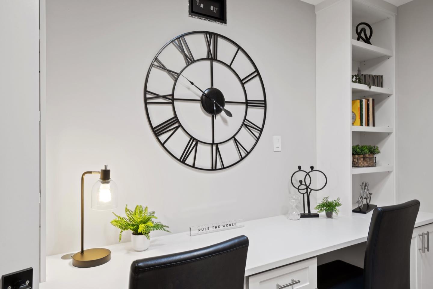 642 San Patricio AVE