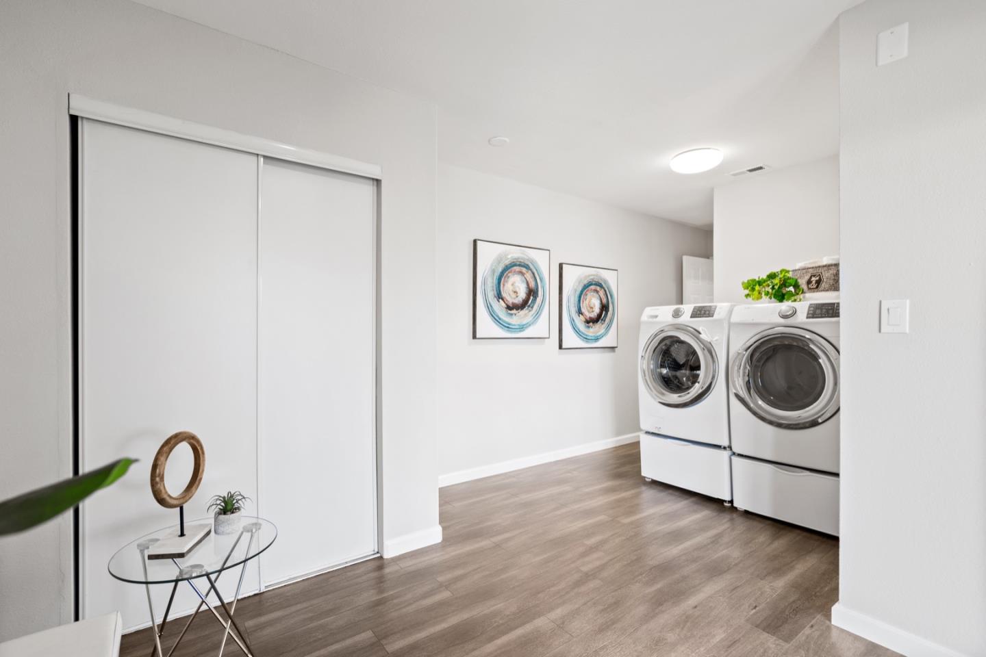 642 San Patricio AVE