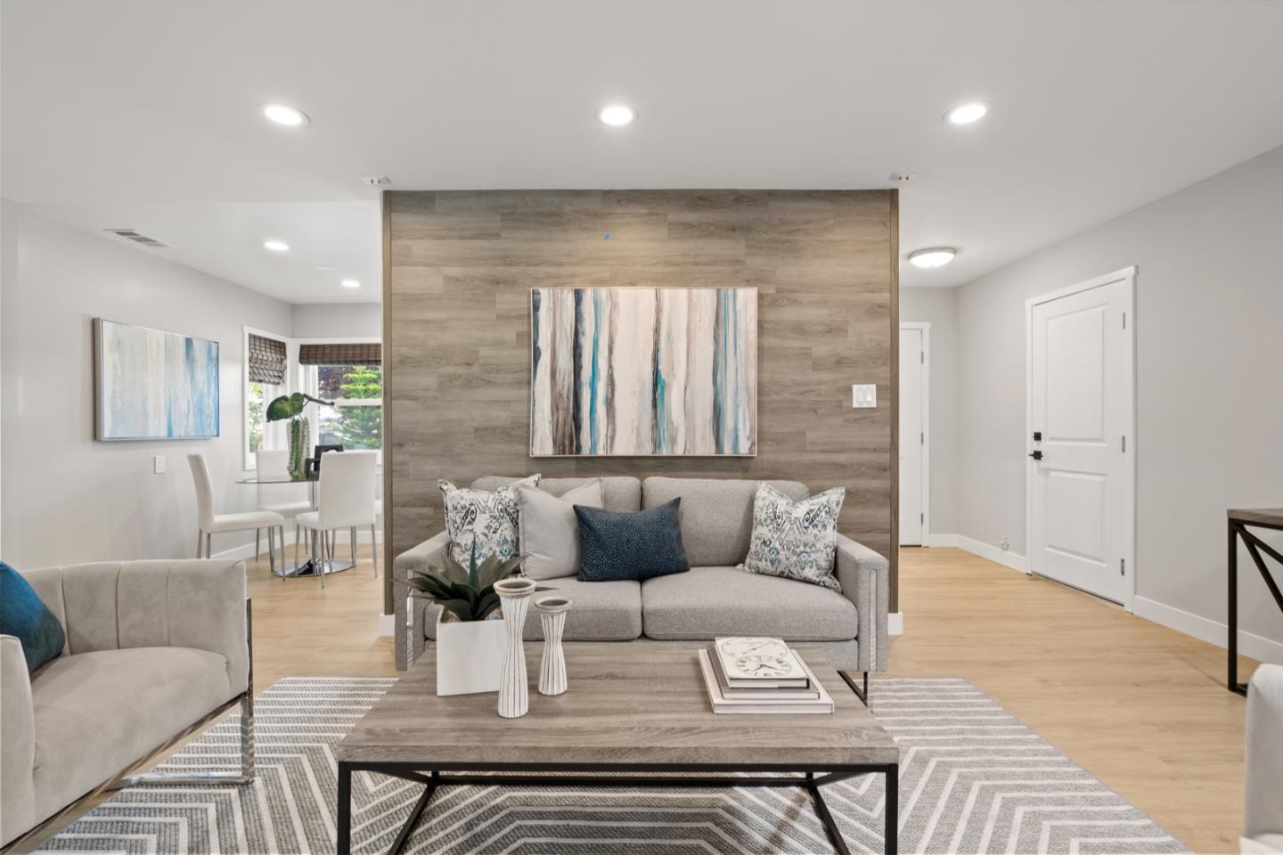 642 San Patricio AVE