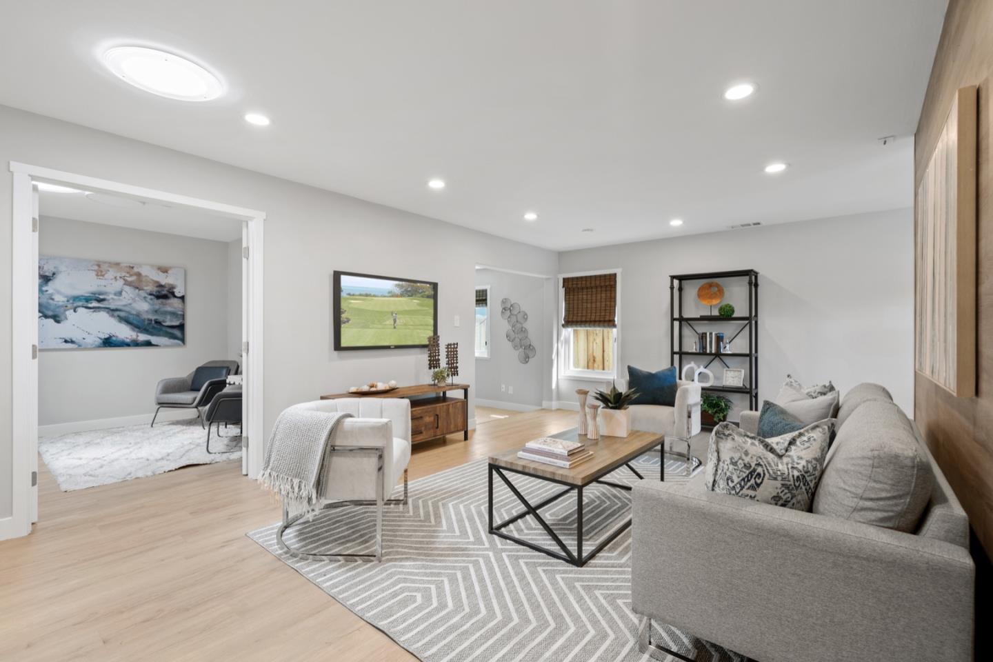 642 San Patricio AVE