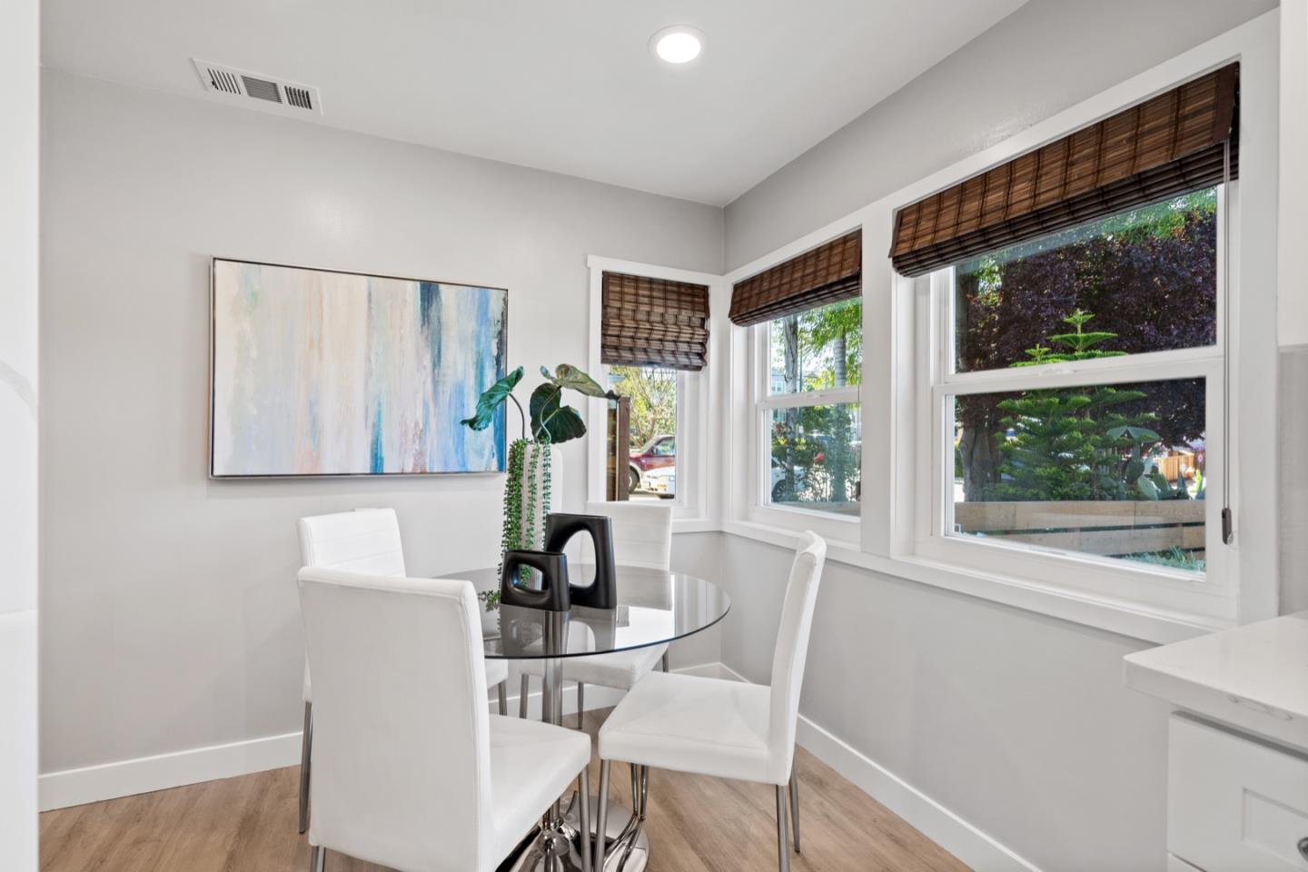 642 San Patricio AVE