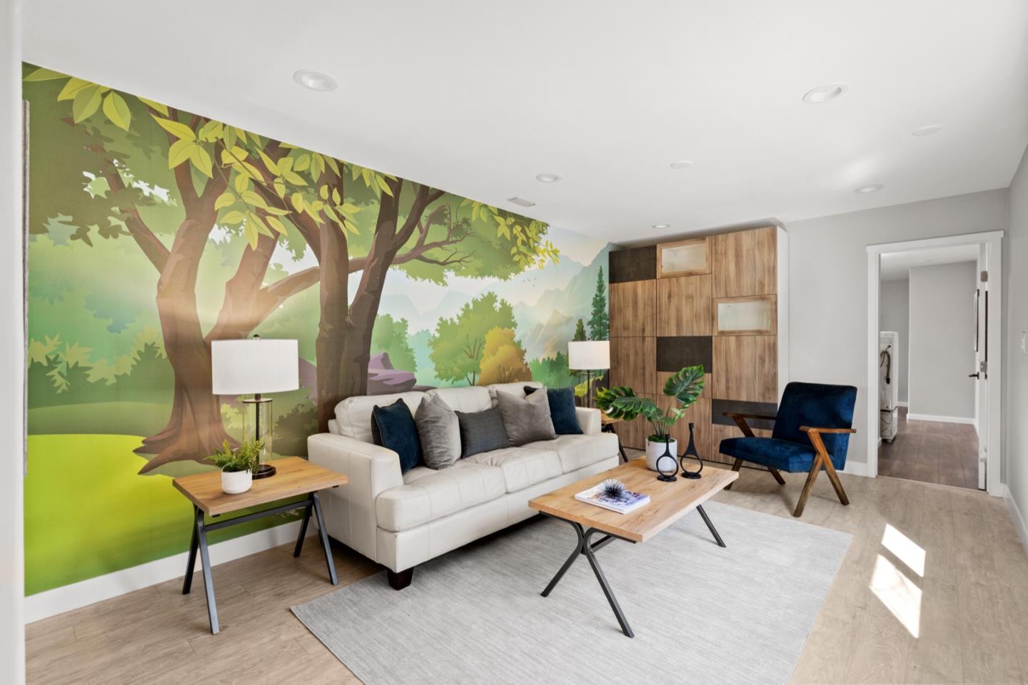 642 San Patricio AVE