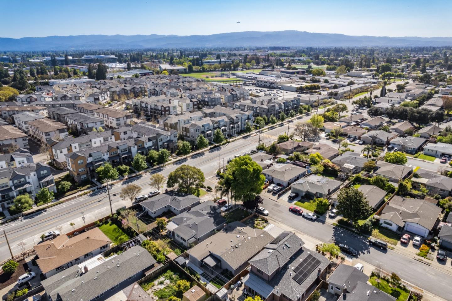 642 San Patricio AVE