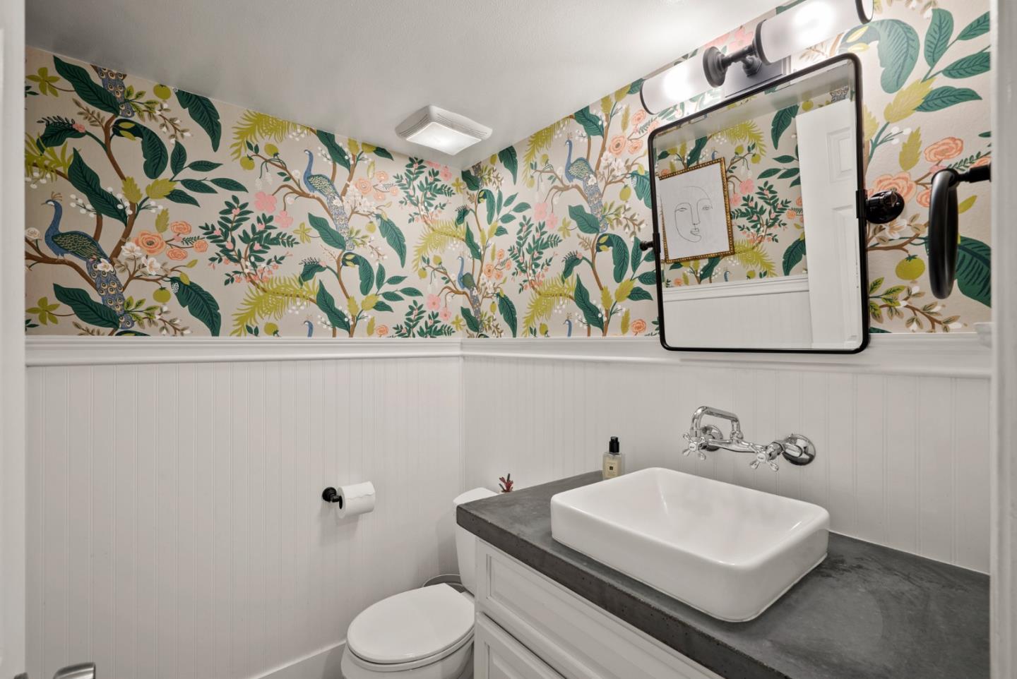 3736 Thousand Oaks DR