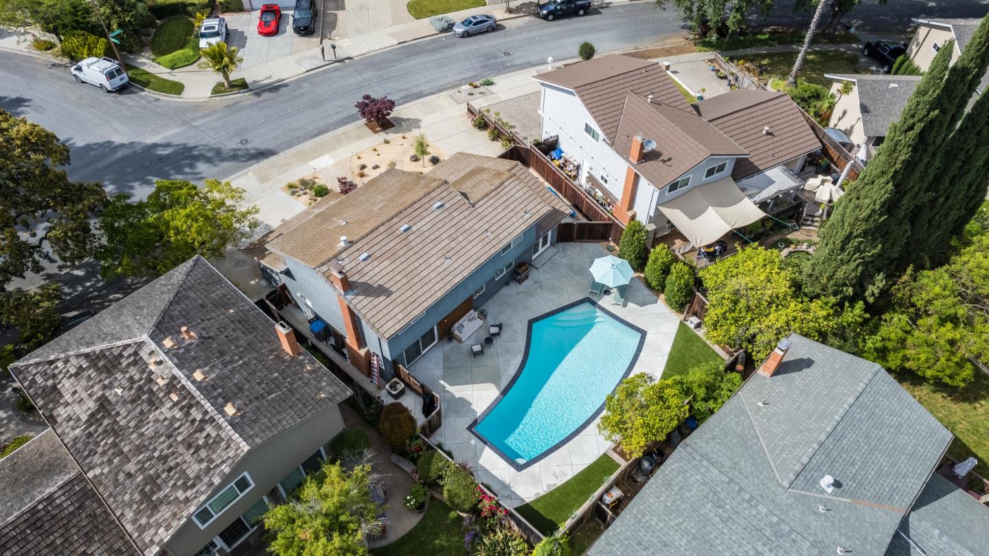 3736 Thousand Oaks DR