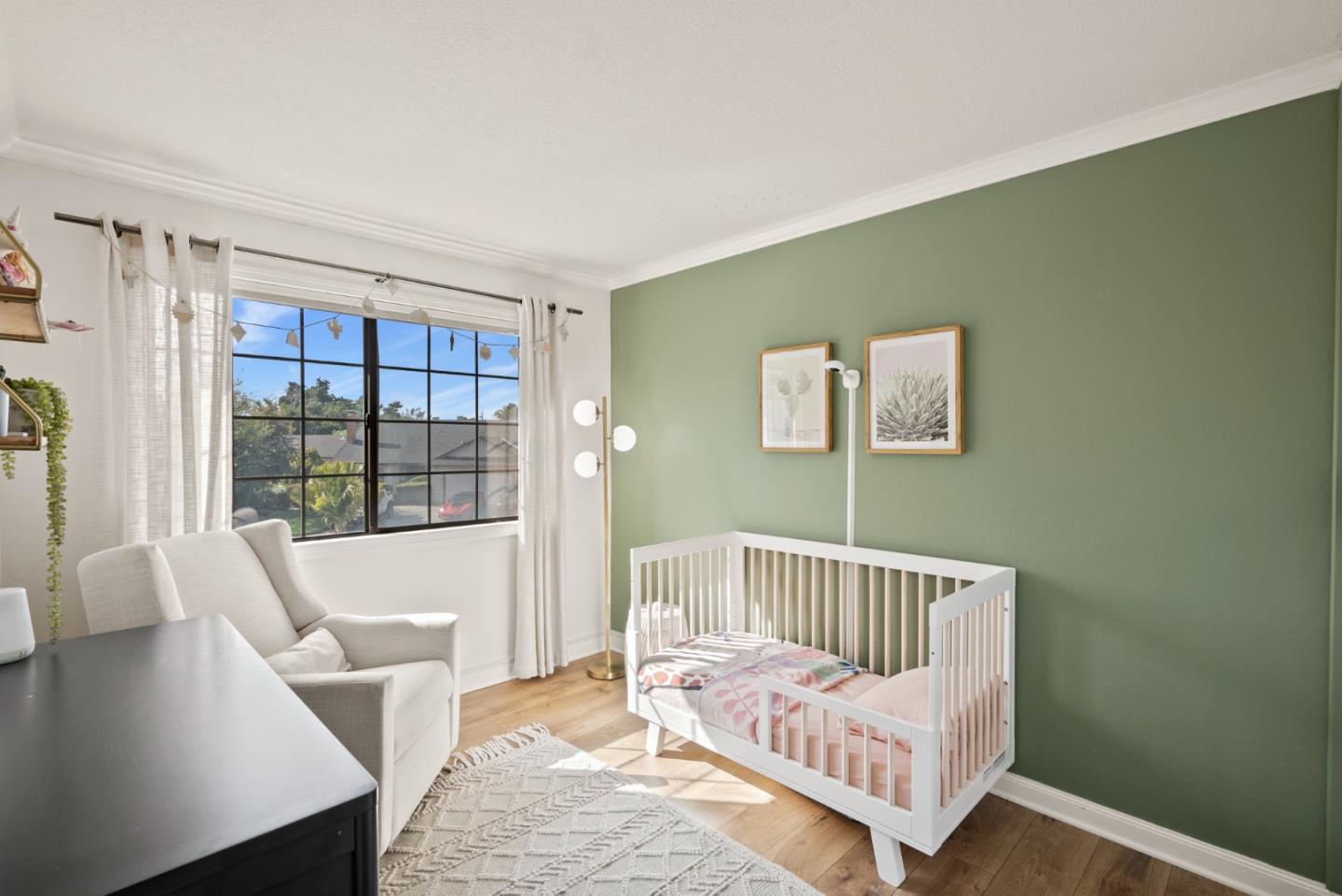 3736 Thousand Oaks DR