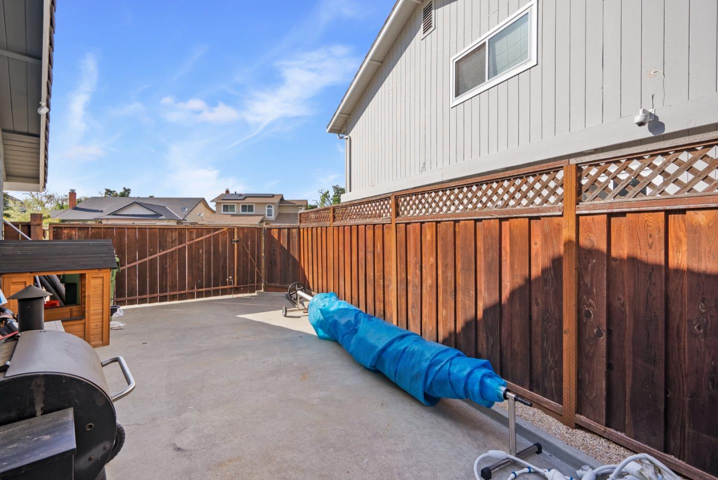 3736 Thousand Oaks DR