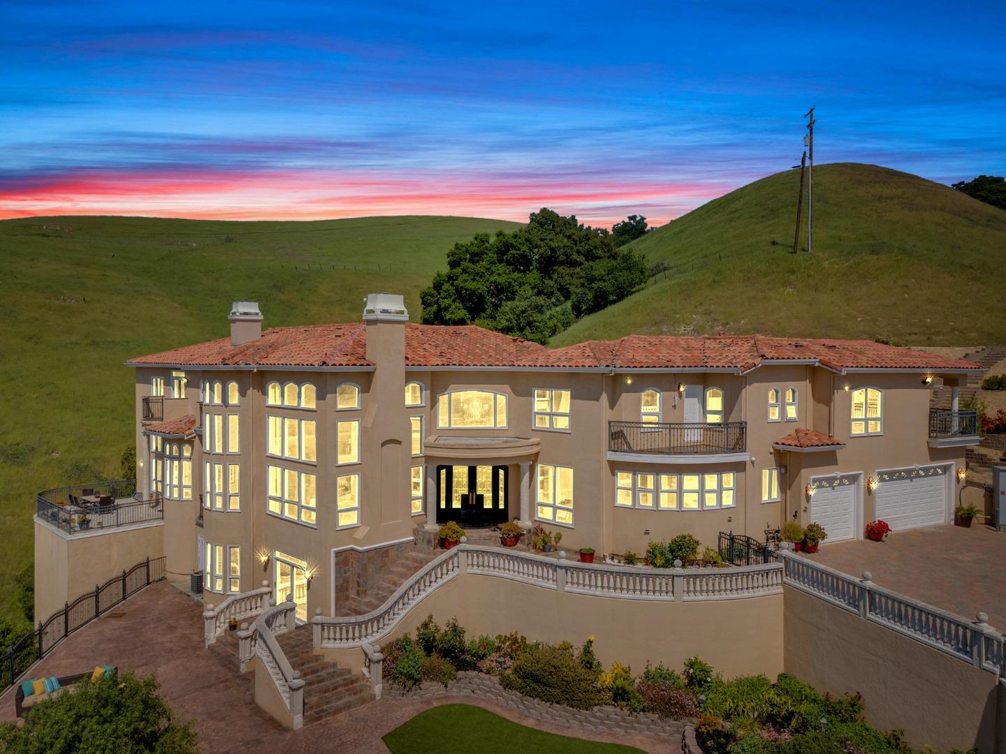 4310 Bella Madeira LN