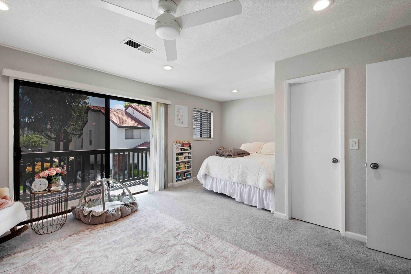 7077 Mount Vernon WAY