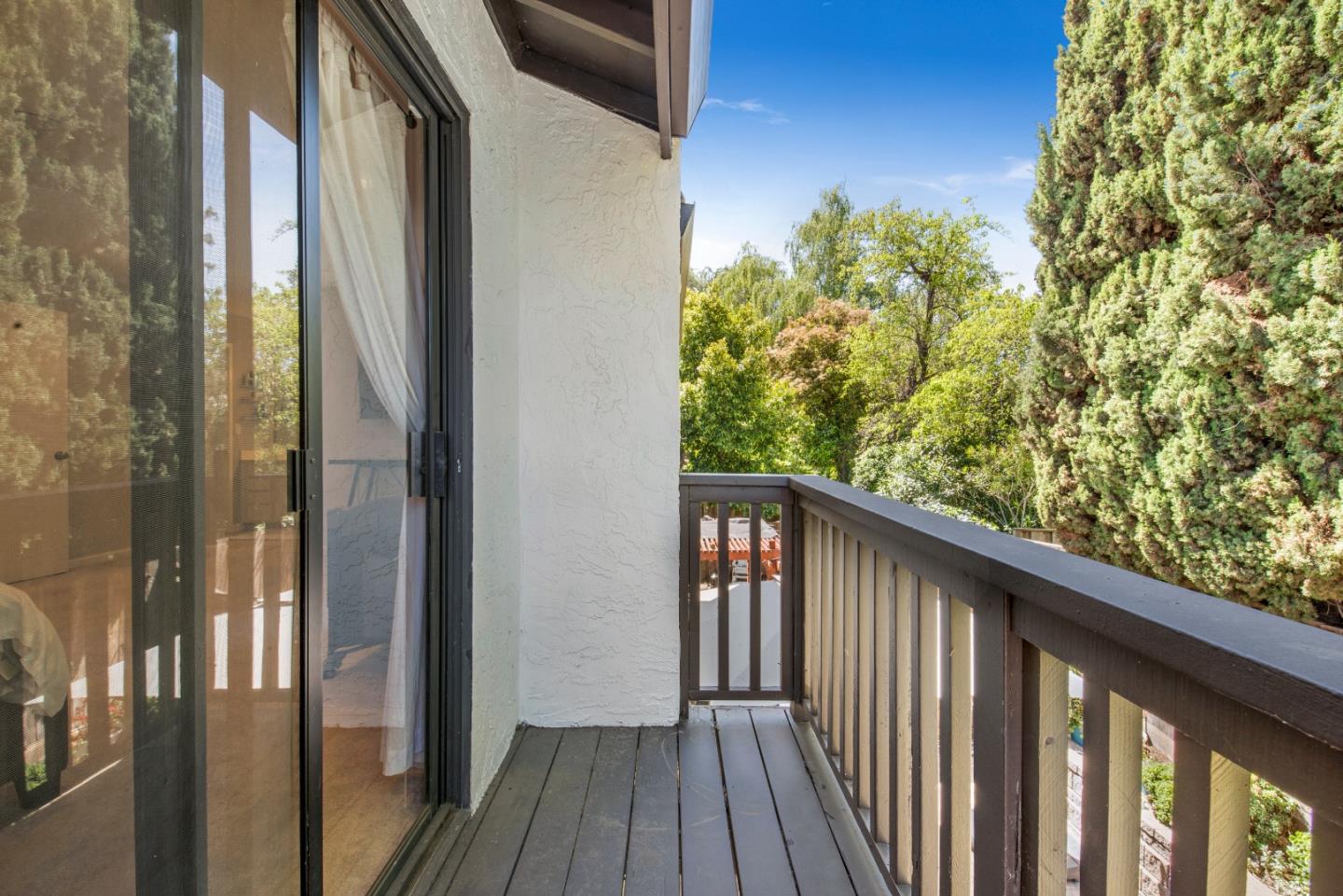 7077 Mount Vernon WAY