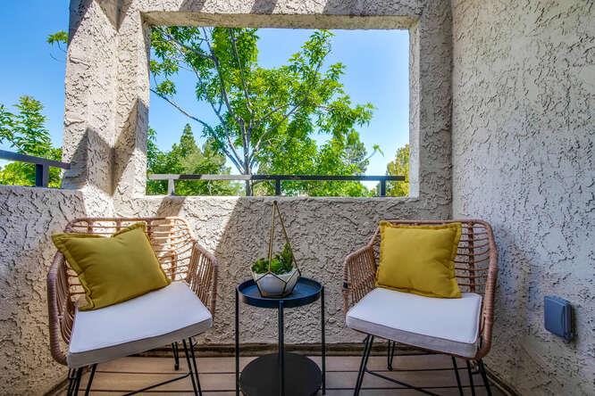 880 E Fremont AVE 729