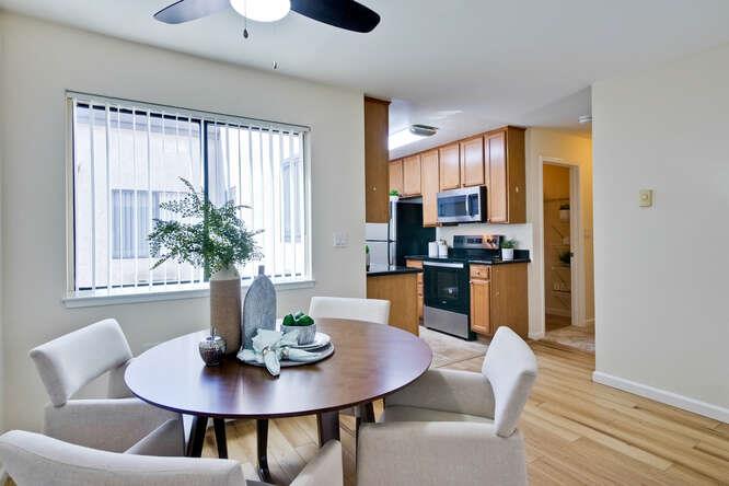 880 E Fremont AVE 729